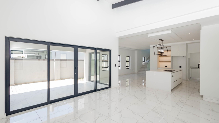 3 Bedroom Property for Sale in Sandown Western Cape